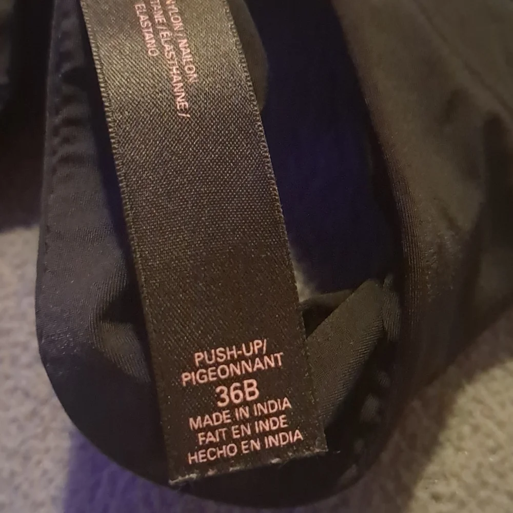 Bra - Picture 2 of 3
